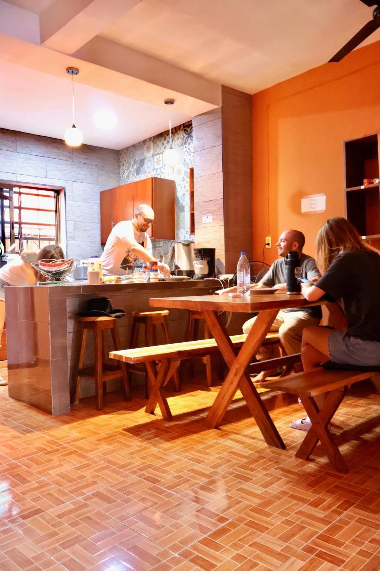 Alena Hostal Valladolid  Dış mekan fotoğraf